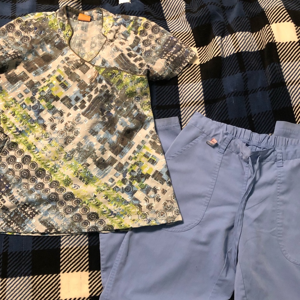 Barco scrubs